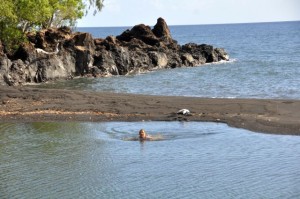 genial - ein heisser Thermalpool direkt am Strand 