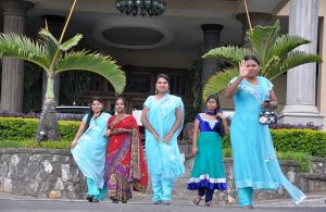 Indische Ladies zum Abschied