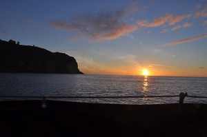 Sonnenaufgang in Flores